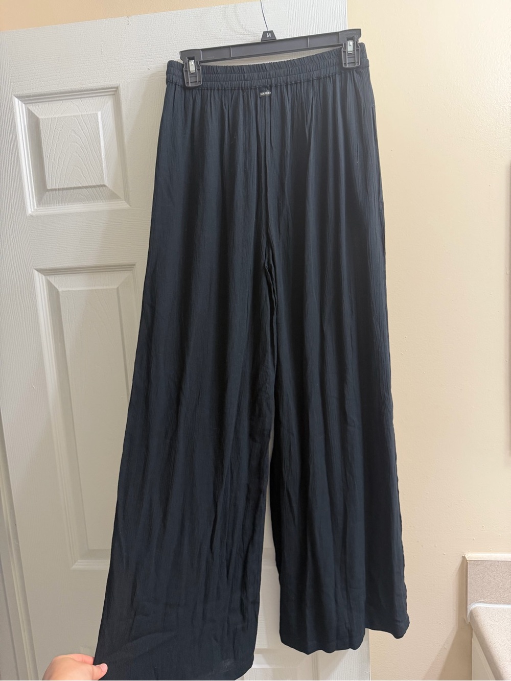 Wide-Leg Black Women's Pants with Elastic Waist